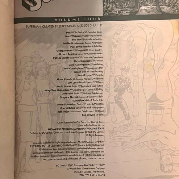 Set of 2 DC Comics Showcase Superman Vol 1 & Vol 4 | 500+ Pages Each - Picture 4 of 4